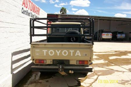 Toyota Land Cruiser vvt-i in Namibia