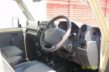 Toyota Land Cruiser VVT-I in Namibia