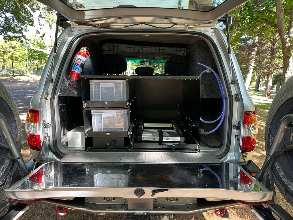 2006 Toyota Land Cruiser 100 GX 4.5 in Botswana