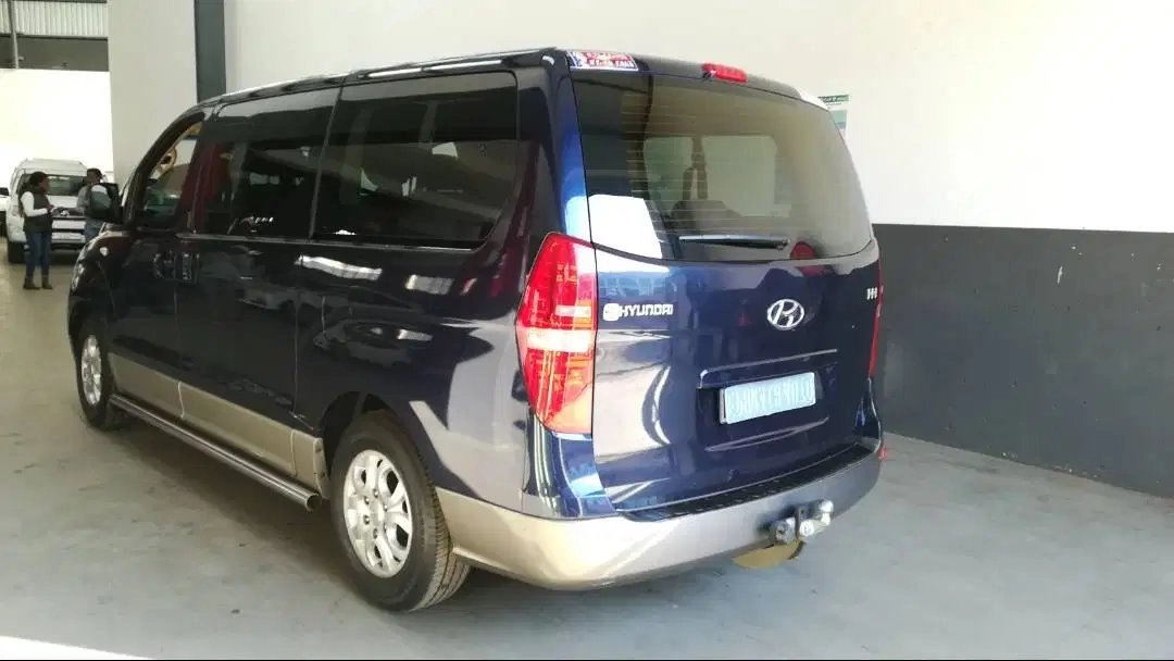 Hyundai H-1 in Botswana