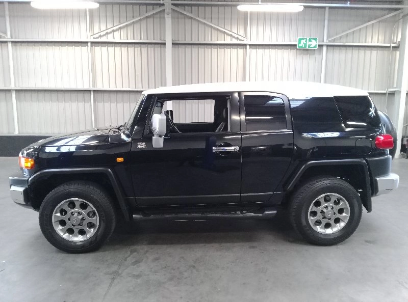 Toyota FJ Cruiser in Botswana