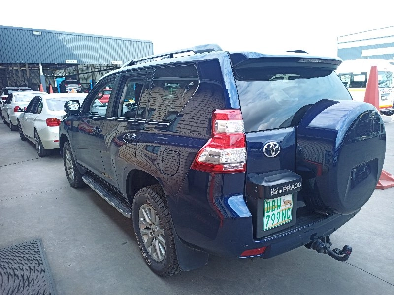 Toyota Land Cruiser Prado in Botswana