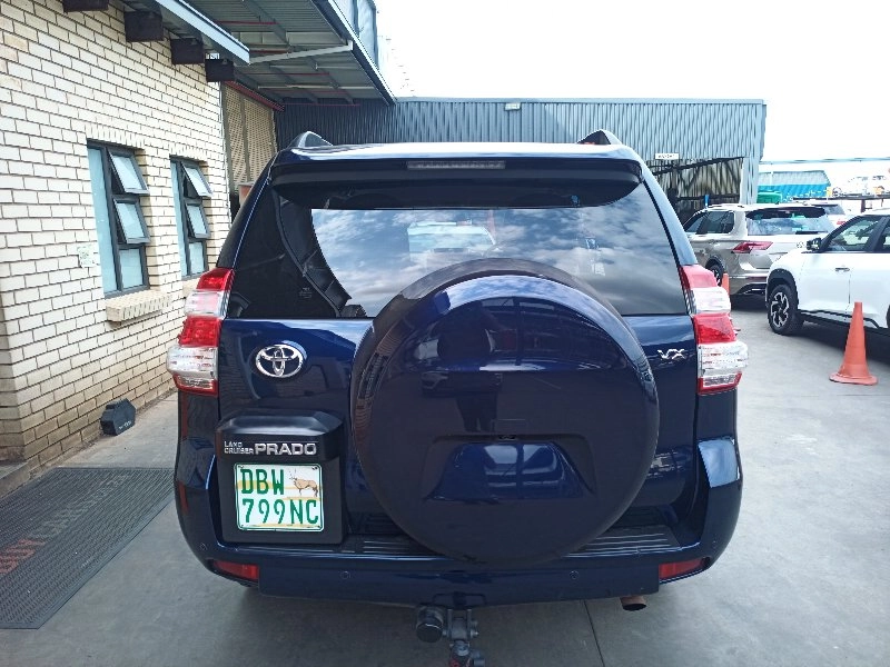 Toyota Land Cruiser Prado in Botswana