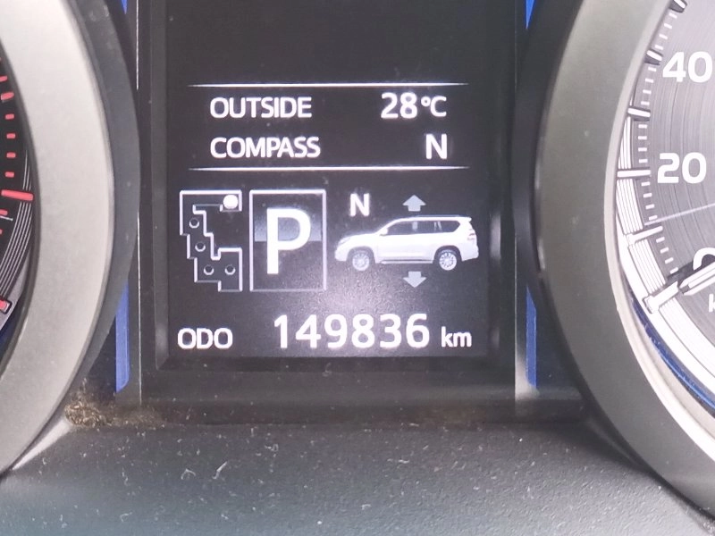 Toyota Land Cruiser Prado in Botswana