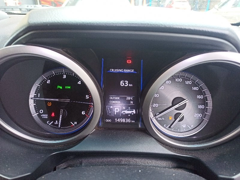 Toyota Land Cruiser Prado in Botswana