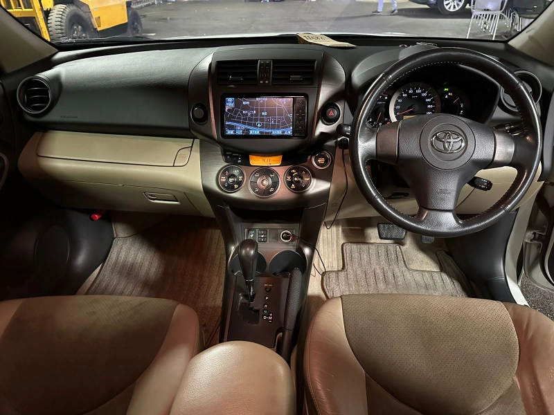 Toyota Vanguard in Botswana