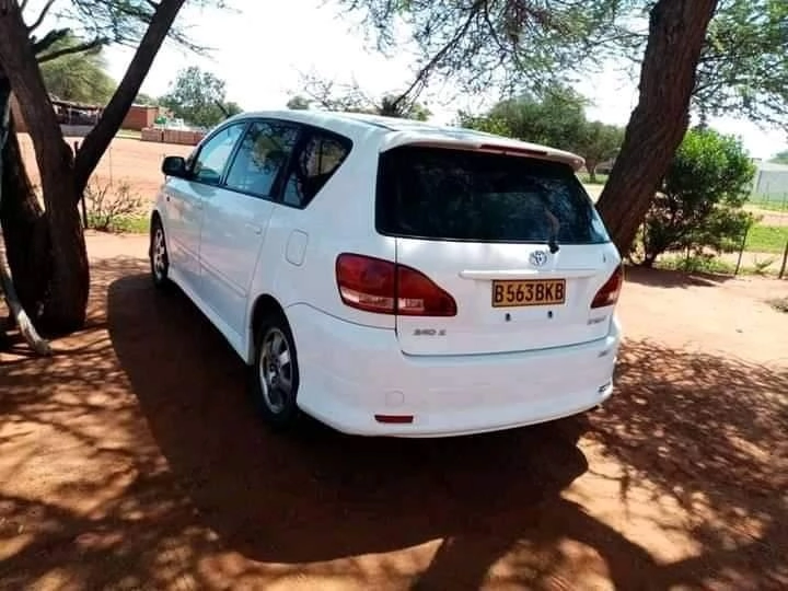 Used Toyota Ipsum in Botswana