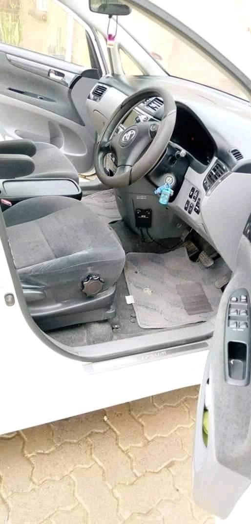 Used Toyota Ipsum in Botswana