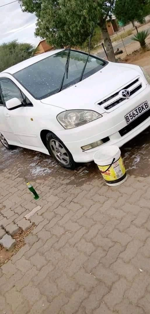 Used Toyota Ipsum in Botswana