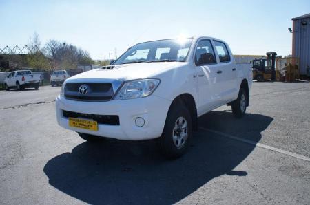 Toyota Hilux HL2 in Botswana