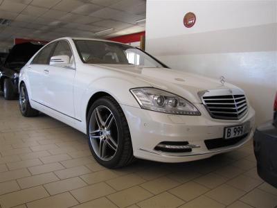 Mercedes-Benz S class S500 V8 in Botswana