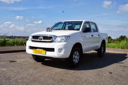 Toyota Hilux HL2 in Botswana