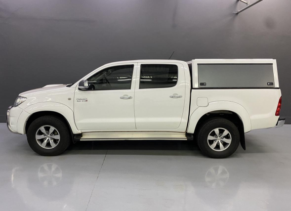 2009 TOYOTA HILUX 3.0 D4D RAIDER 4X4 in Afghanistan