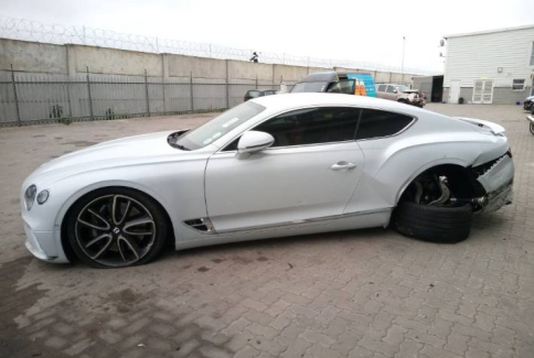 2019 BENTLEY CONTINENTAL GT W12 in Botswana