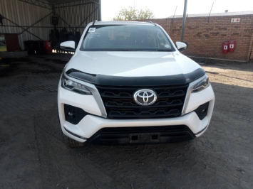 2020 TOYOTA FORTUNER 2.4GD-6 4X4 in Afghanistan