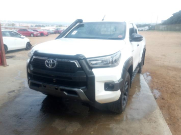 2021 TOYOTA HILUX 2.8 GD-6 RB LEGEND 4X4 in Afghanistan