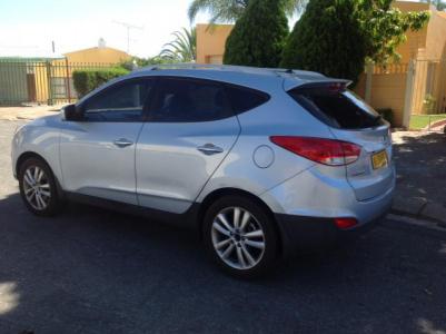 Hyundai XG IX35 2.0 GLS in Botswana