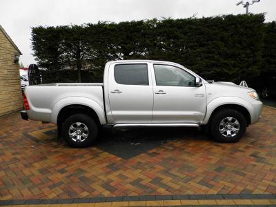 Toyota Hilux Hilux Invincible D-4d 4x4 Double Cab Pick Up in Botswana