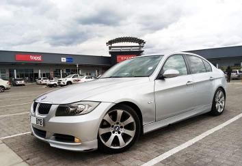 BMW 323i in Botswana