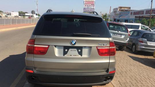 BMW X5 in Botswana