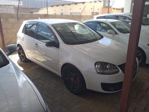 Golf 5 GT in Botswana