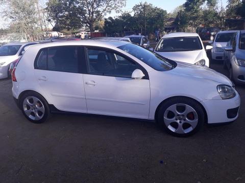 Golf 5 GTI in Botswana