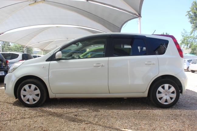 Nissan Note in Botswana