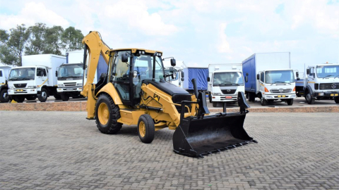 refurbished 2012 Caterpillar 422E BACKHOE LOADER TLB in Botswana