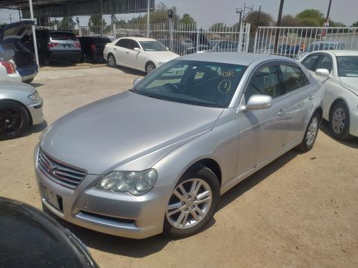 Toyota Markx in Afghanistan