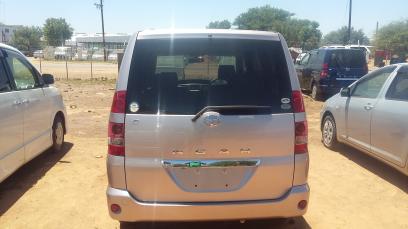 TOYOTA NOAH in Afghanistan