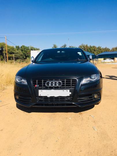  Used Audi S4 in Afghanistan