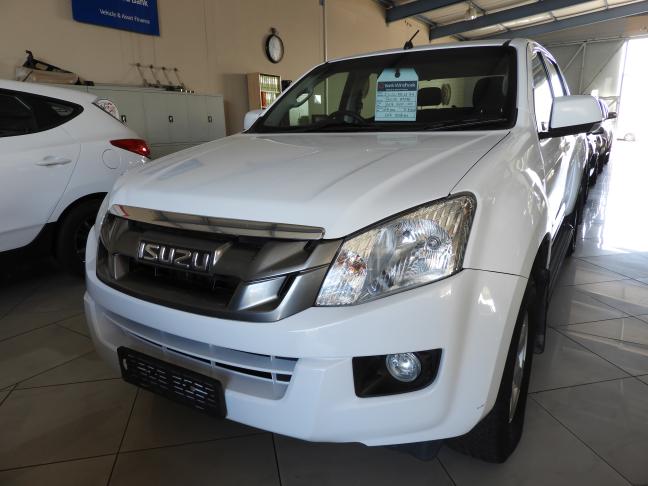  Used Isuzu KB LE in Botswana