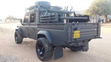  Used Land Rover Defender in Botswana