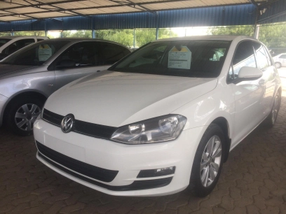Used Volkswagen Golf 7 TSI COMF Used Volkswagen Golf 7 TSI COMF in