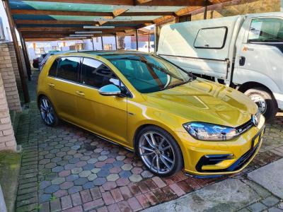  Volkswagen Golf R 7 in Botswana