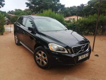 Volvo XC60 T6 in Botswana