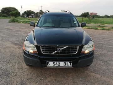 Volvo XC90 in Botswana