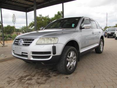 VW Touareg in Afghanistan