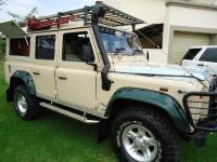 Land Rover Defenter for sale in Afghanistan - 4