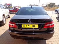 Mercedes-Benz E class E 300 for sale in Botswana - 5