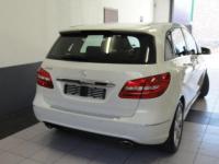 Mercedes-Benz B class B200 for sale in Botswana - 7