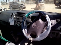 2005 TOYOTA HILUX 2700i RAIDER for sale in Botswana - 11
