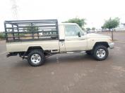 2006 TOYOTA LAND CRUISER 4.2 DIESEL for sale in Botswana - 2