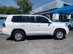 2010 Toyota Land Cruiser 200 V8 VX Auto for sale in Botswana - 0