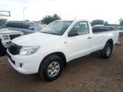 2011 TOYOTA HILUX 2.5 D-4D SRX 4X4 for sale in Botswana - 0