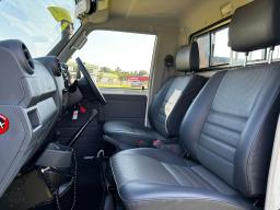 2012 Toyota Land Cruiser 79 4.0 Single-Cab for sale in Botswana - 5