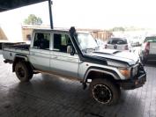 2017 TOYOTA LAND CRUISER 79 4.5 for sale in Mozambique - 5