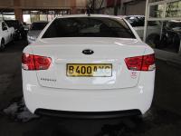 Kia Cerato for sale in Botswana - 4