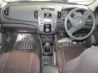 Kia Cerato for sale in Botswana - 6