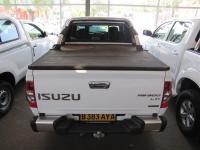 Isuzu KB 300 DITQ LE for sale in Botswana - 3